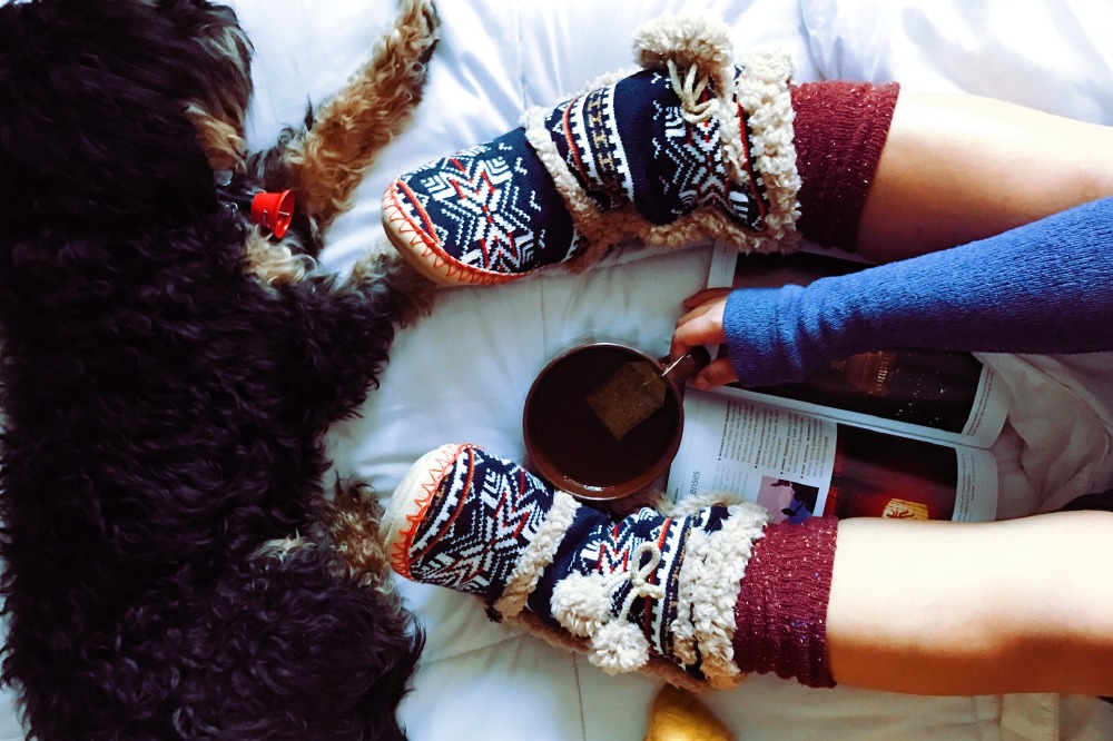 Socks and slippers / Pixabay