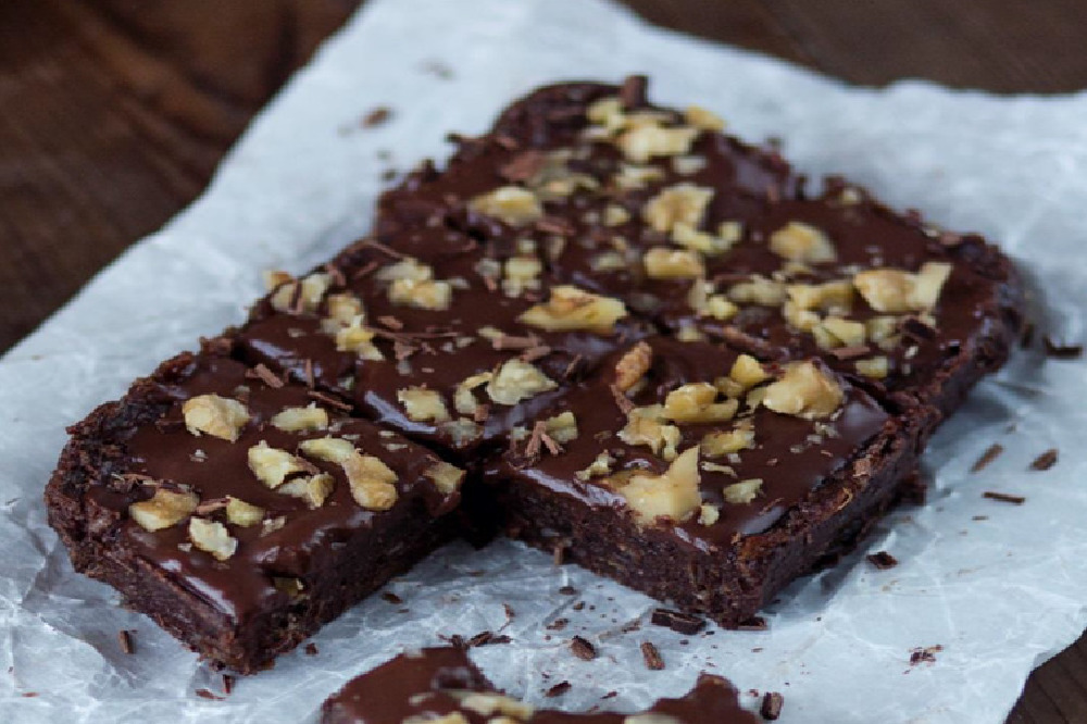 Raw Chocolate and Nut Brownie with Ganache Frosting