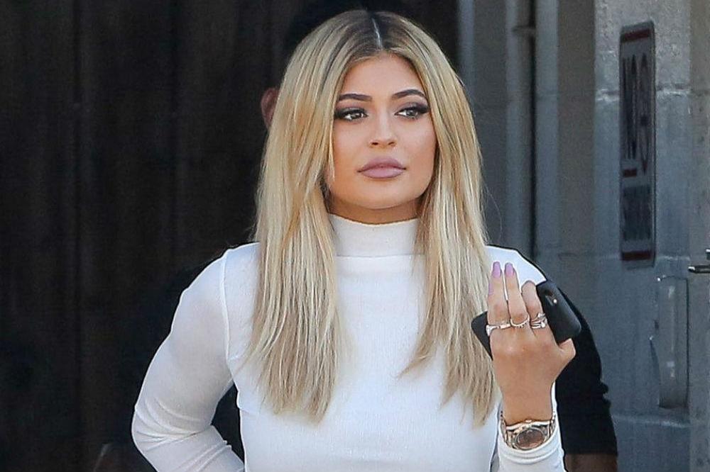 Kylie Jenner Wants Small Lips