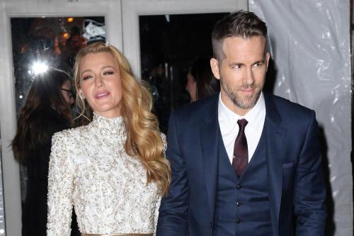 Ryan Reynolds Jokes About Sex Life With Blake Lively 