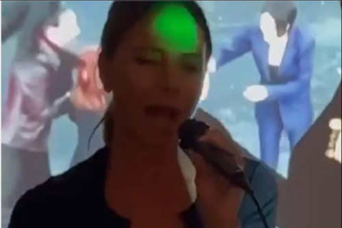 Victoria Beckham Performs Spice Girls Song On Karaoke 