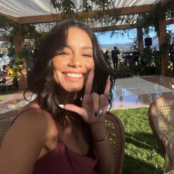 Vanessa Hudgens at her friend's wedding (c) Instagram