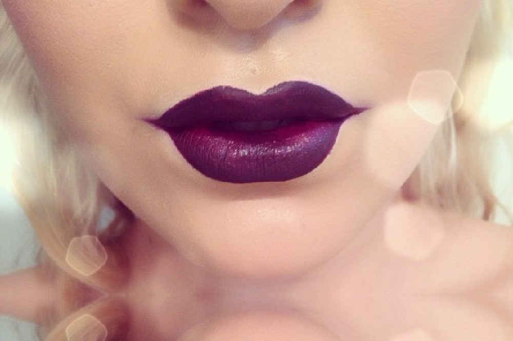 (@Jaxvicious Instagram) gorgeous bold lip.