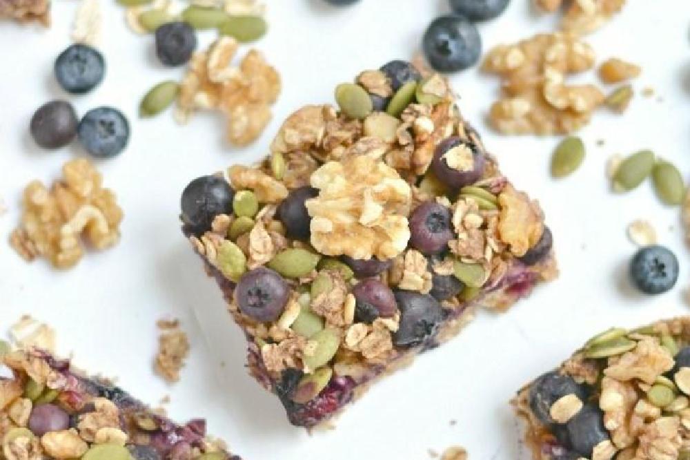 California Walnut And Blueberry Breakfast Bars