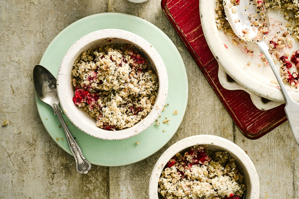 Raspberry and Banana Breakfast Crumble