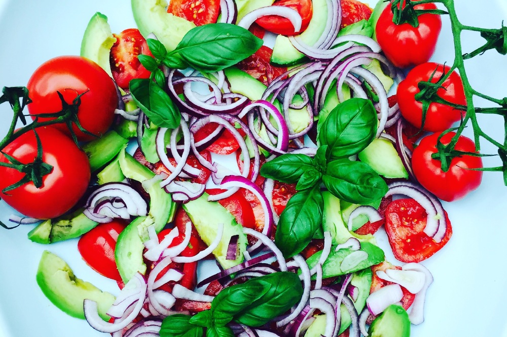 Raw Avocado, Red Onion & Tomato Salad