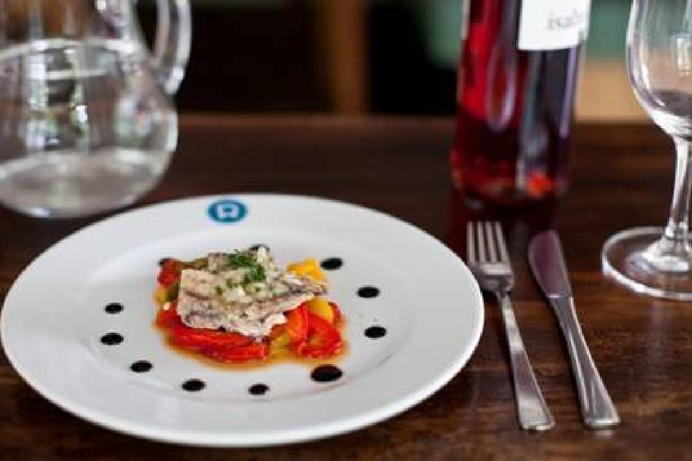 Salad of Roasted Red Peppers and Sardines 