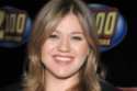 Kelly Clarkson: Comfortable in her own skin?