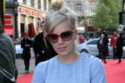 Lily Allen does red carpet sunglasses