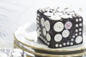 Pearly Queen Chocolate Cakes