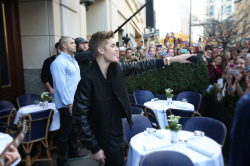 Oprah Winfrey And Justin Bieber Go Shopping