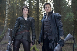 Hansel and Gretel: Witch Hunters Clip 1