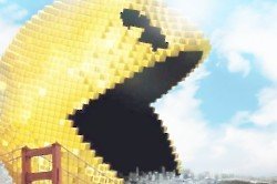 Peter Dinklage battles Pac-Man Vignette