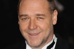 Russell Crowe At Les Miserables Premiere