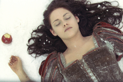 Snow White And The Huntsman Featurette