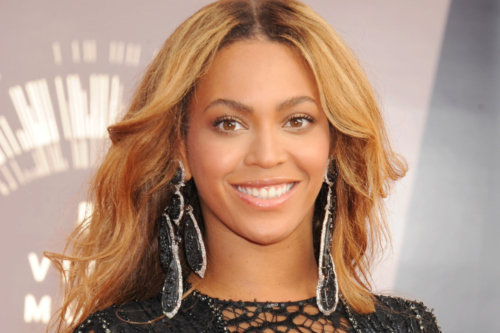 Make a statement with earrings like Beyonce