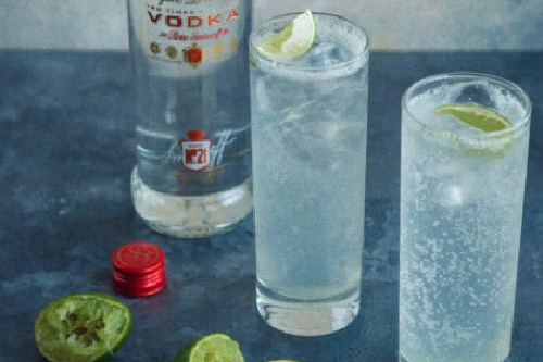 Isaac Carews Smirnoff Soda Smash Recipes Make The Perfect End Of Summer Cocktail 0030