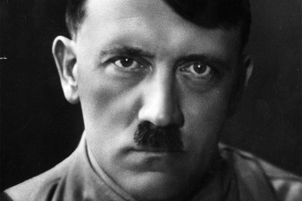 Adolf Hitler 