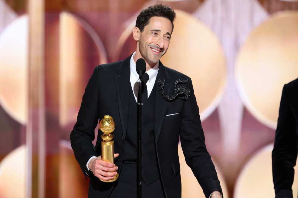 Adrien Brody emotionally thanked his family