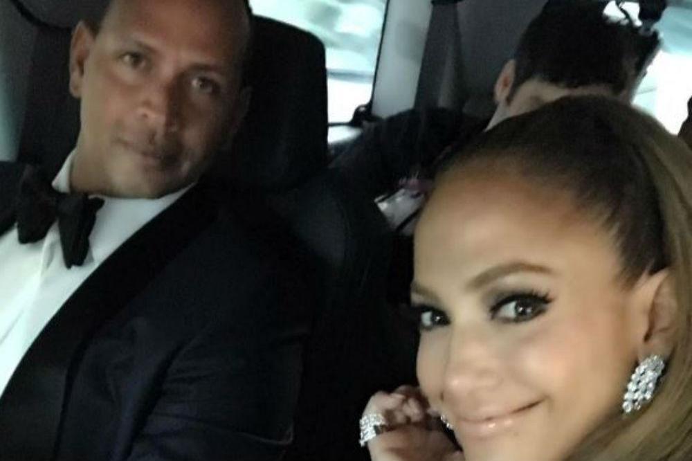 Alex Rodriguez and Jennifer Lopez (c) Instagram