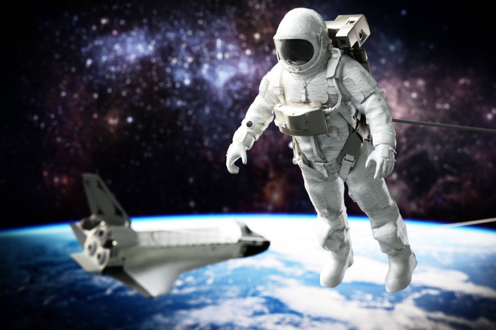 Astronauts could drown due to outdated spacesuits