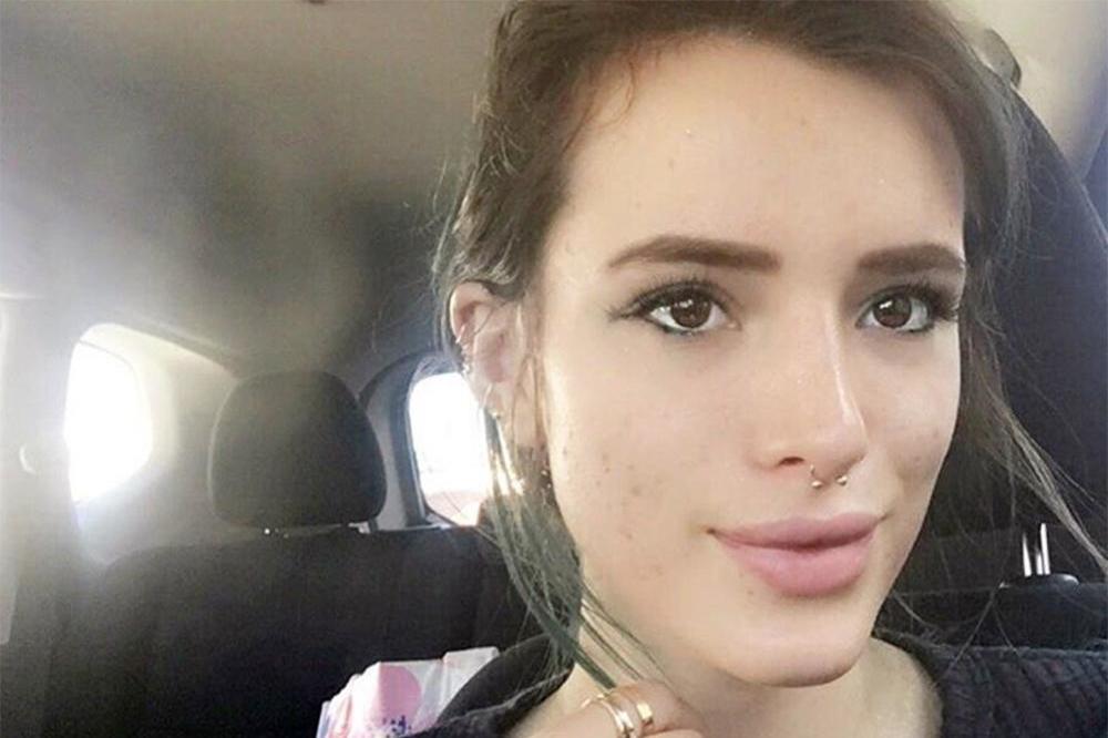 Bella Thorne (c) Instagram