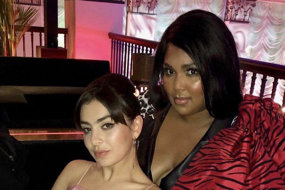 Charli XCX and Lizzo (c) Instagram 