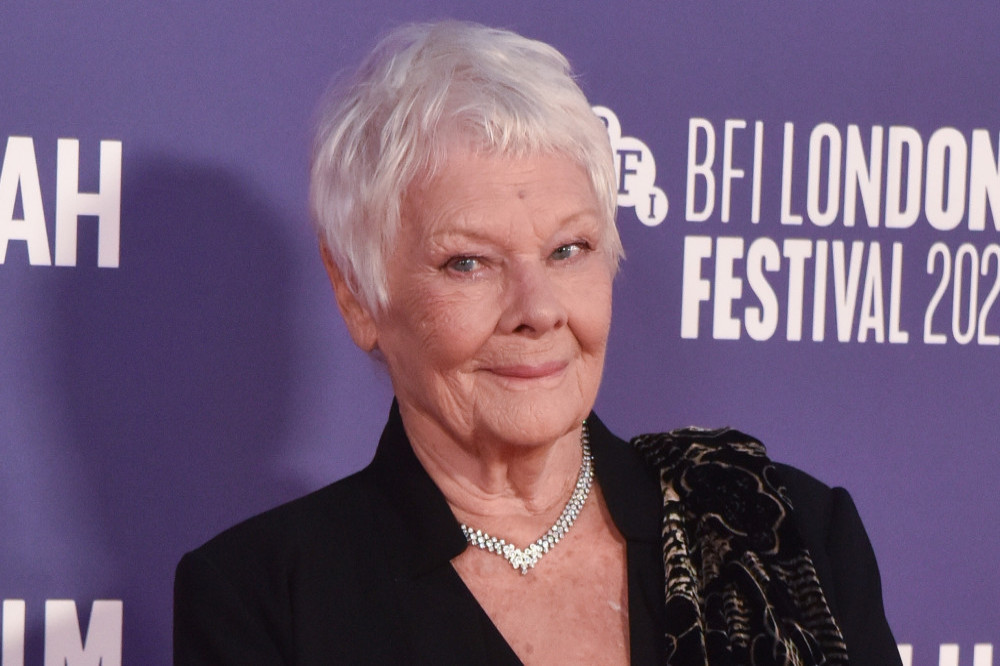 Dames Judi Dench and Sian Phillips become first female members of Garrick Club