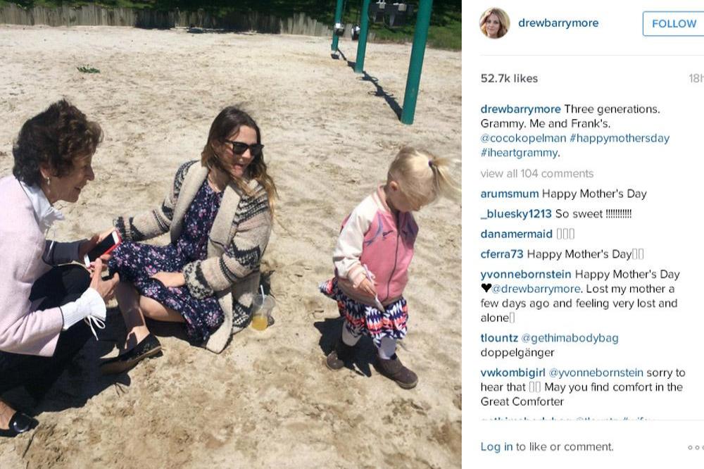 Drew Barrymore's Mothers Day (c) Instagram