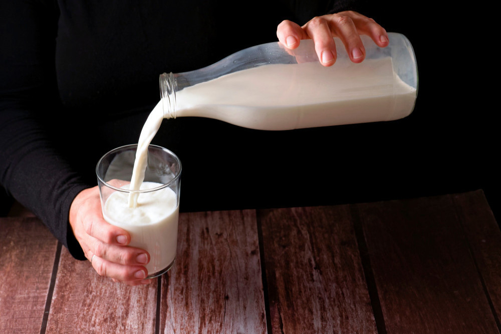 Drinking milk every day cuts a person's risk of bowel cancer