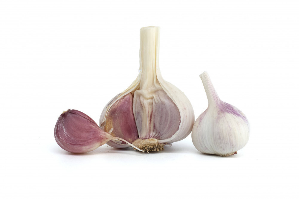 Garlic can get men to perform better in bed