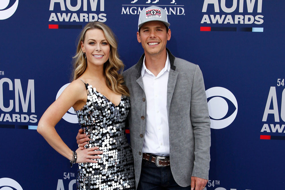 Granger Smith and wife Amber