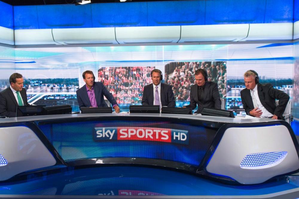 Jeff Stelling and co on Soccer Saturday