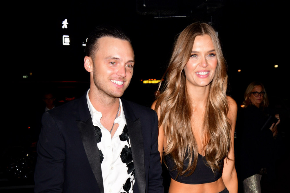 Josephine Skriver has married Alexander DeLeon