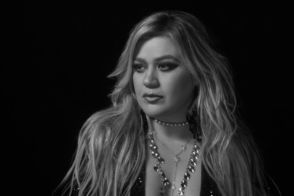 Kelly Clarkson sings about her 'favorite high' on new song