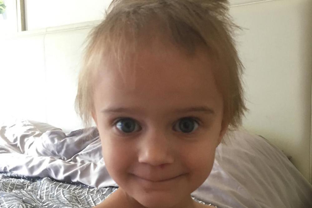 Kerry Katona's daughter cuts hair (c) Instagram 