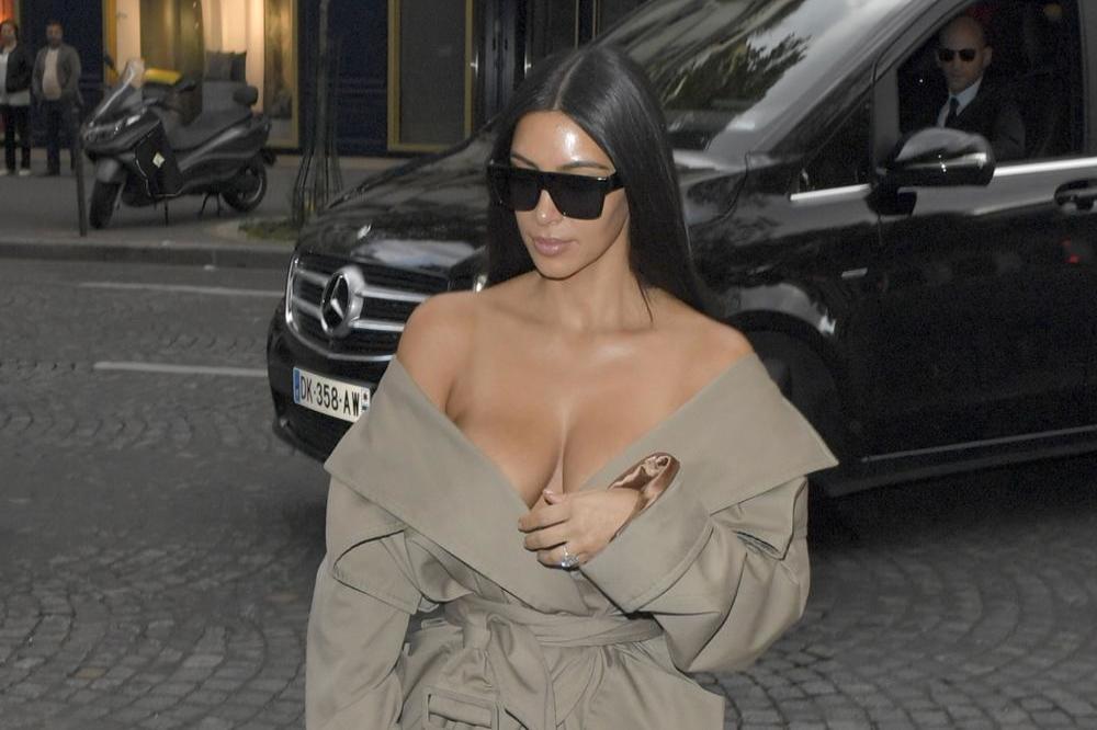 Vivid Entertainment Make Kim Kardashian West Sex Tape A Virtual Reality Experience