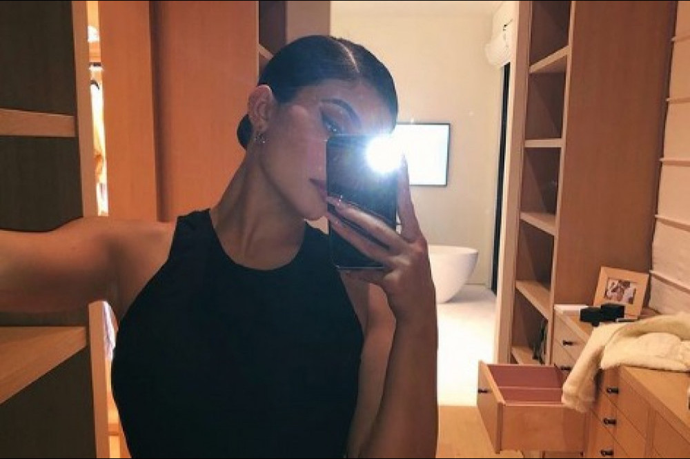 Kylie Jenner ups her fitness game to get 'toned for summer'