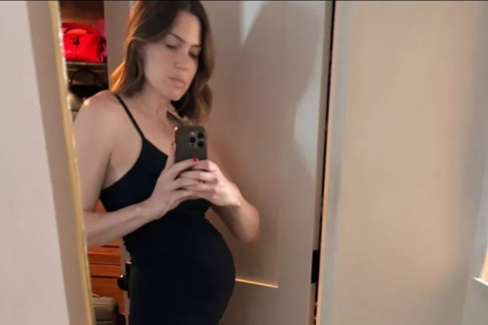 Mandy Moore's growing baby bump