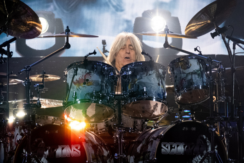 Mikkey Dee had sepsis