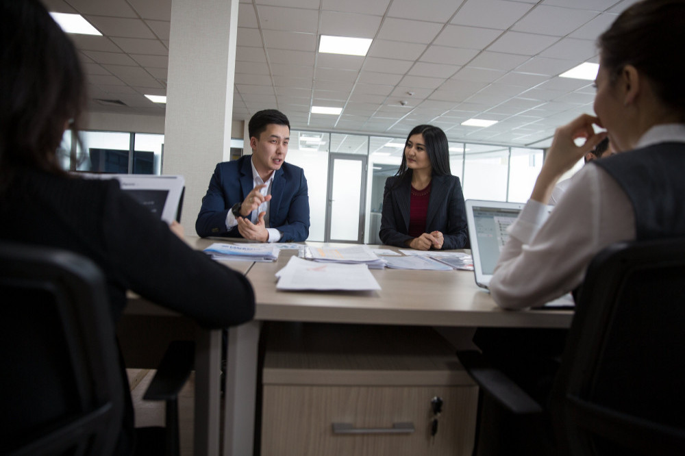 Office workers who brag about stress are unpopular with colleagues