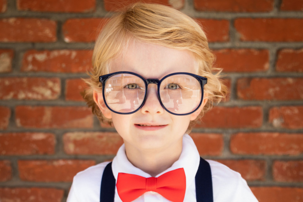 Playing outdoors can prevent kids wearing glasses