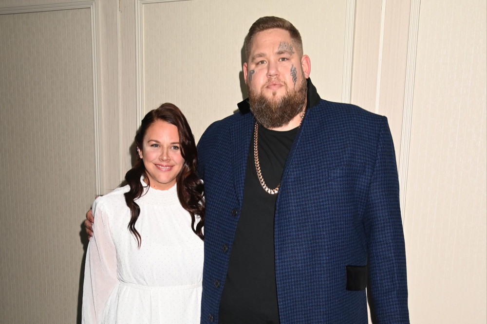Rag ’N’ Bone Man is reportedly planning to marry his girlfriend this summer