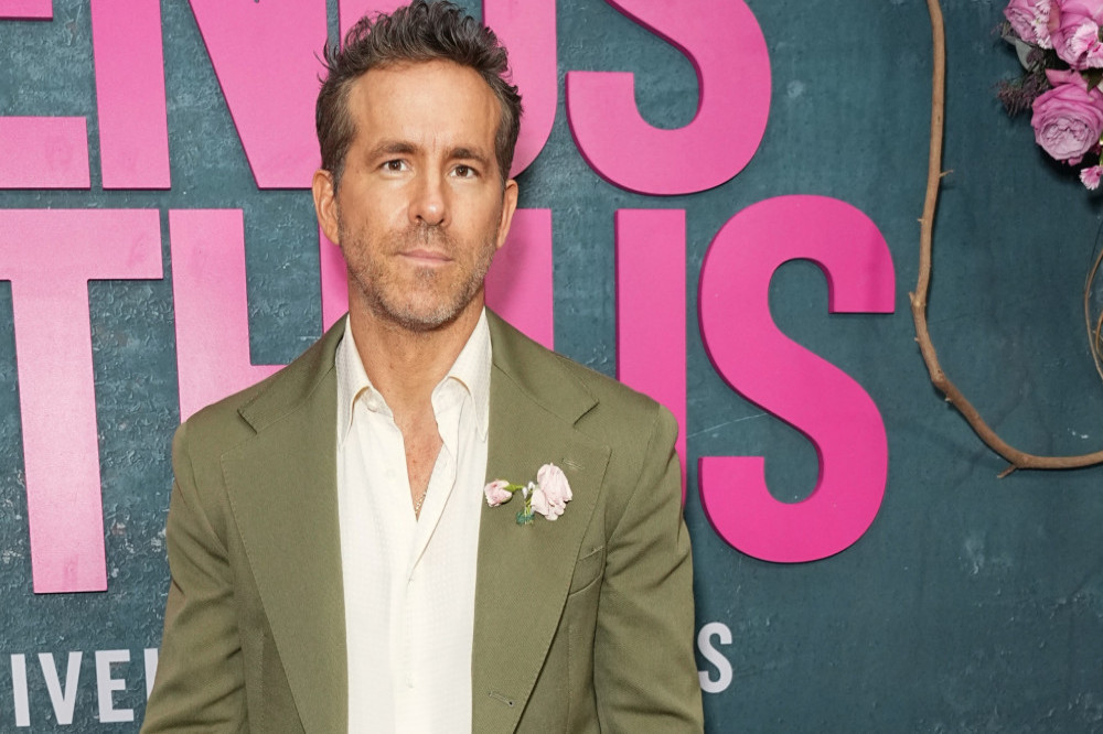 Ryan Reynolds has opened up about the death of his father