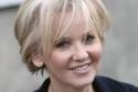 Lisa Maxwell is reaching out to help other people