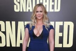Amy Schumer's brother 'gagged' when he saw her boob in Snatched