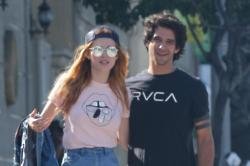 Bella Thorne gets septum piercing