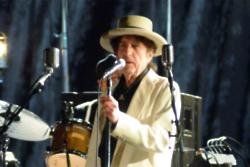 Bob Dylan brings tour to Wembley