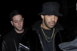 Drake robbed by thirsty thief