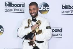 Drake surpasses Adele's record at the Billboard Music Awards